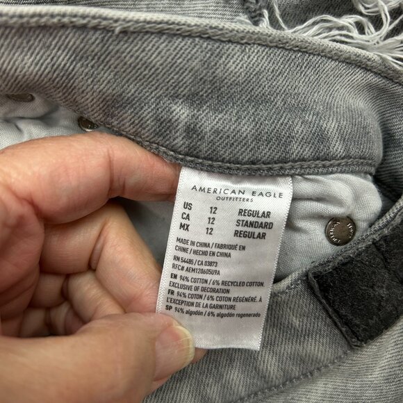 American Eagle '90s Straight Leg Jeans Women's Size 12 Gray Distressed Denim - Picture 6 of 12